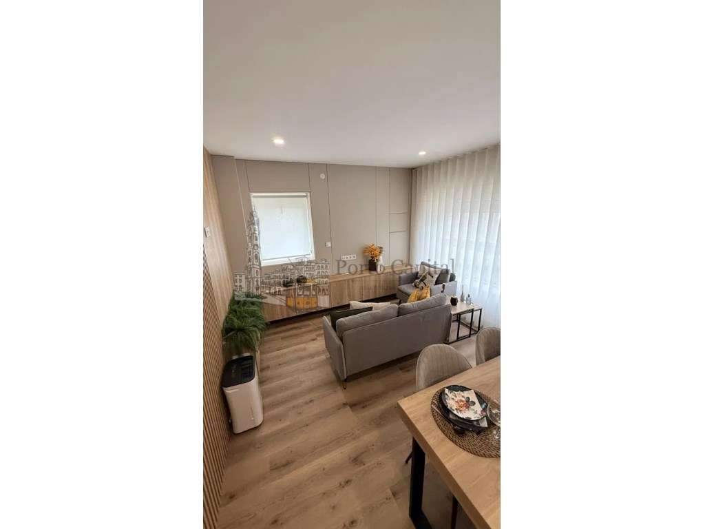 EXCELENTE APARTAMENTO T2 MOBILADO PARA ARRENDAR EM ERMESINDE - Grande imagem: 4/21