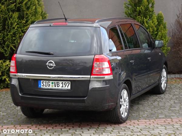 Opel Zafira 1.8 Design Edition - 5