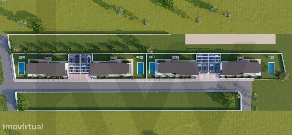 Elegante Moradia T3+1 com Jardim, Piscina e 3 Suites – Abrunheira-10