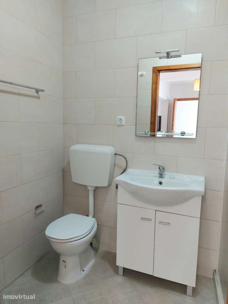 Moradia Geminada T1 + 1 - Vila de Frades-8