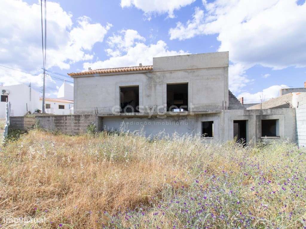 Terreno com duas moradias inacabadas em Castro Marim -Junqueira - Grande imagem: 3/46