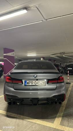 BMW Seria 5 540i - 4