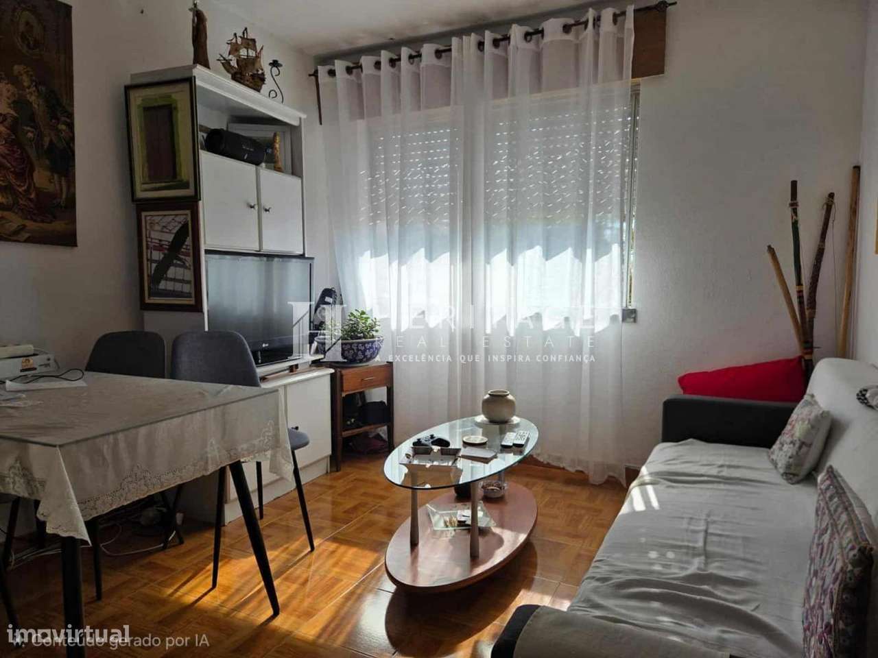 T1 arrendado na Rua Almada Negreiros nº15 em Mem Martins-12