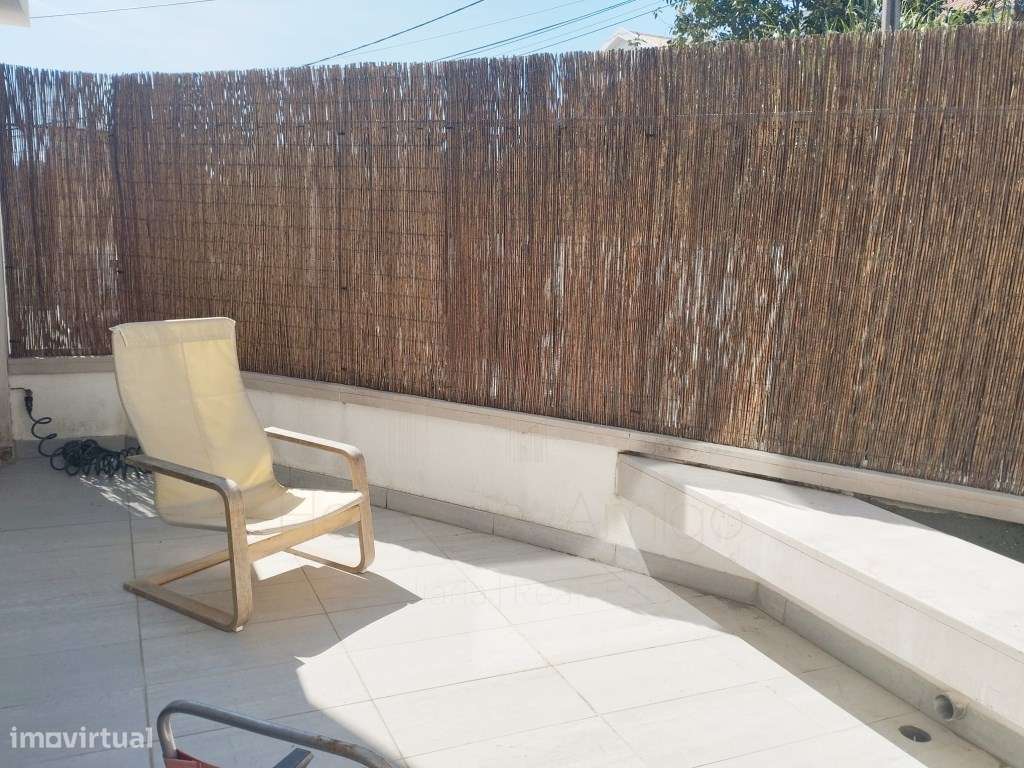 EXCLUSIVO | Excelente Moradia T3 em Castelo (Sesimbra)-9