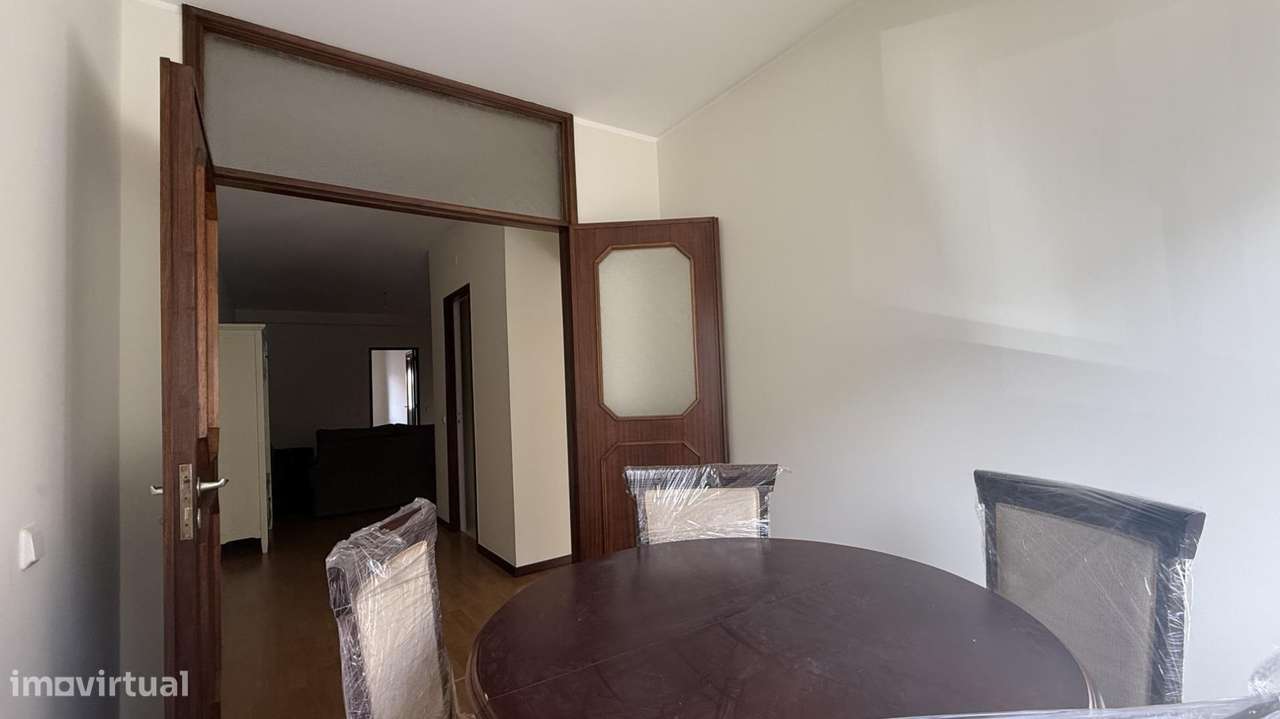 Apartamento T1+2 (Centro Póvoa de Varzim)-9