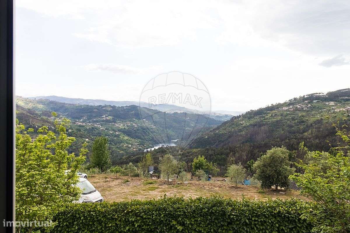 Moradia T3 para venda-25