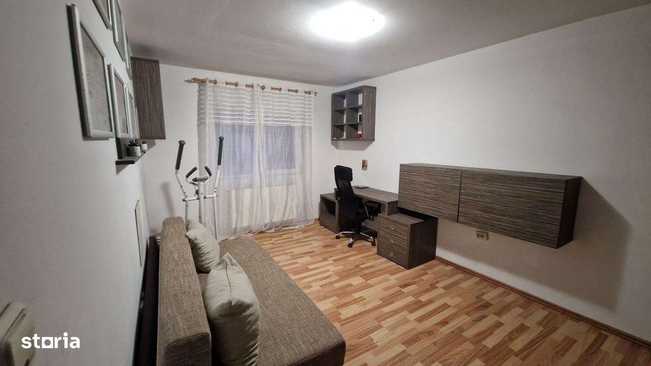 360° Imobiliare vă propune spre vânzare un apartament cu 3 camere-4