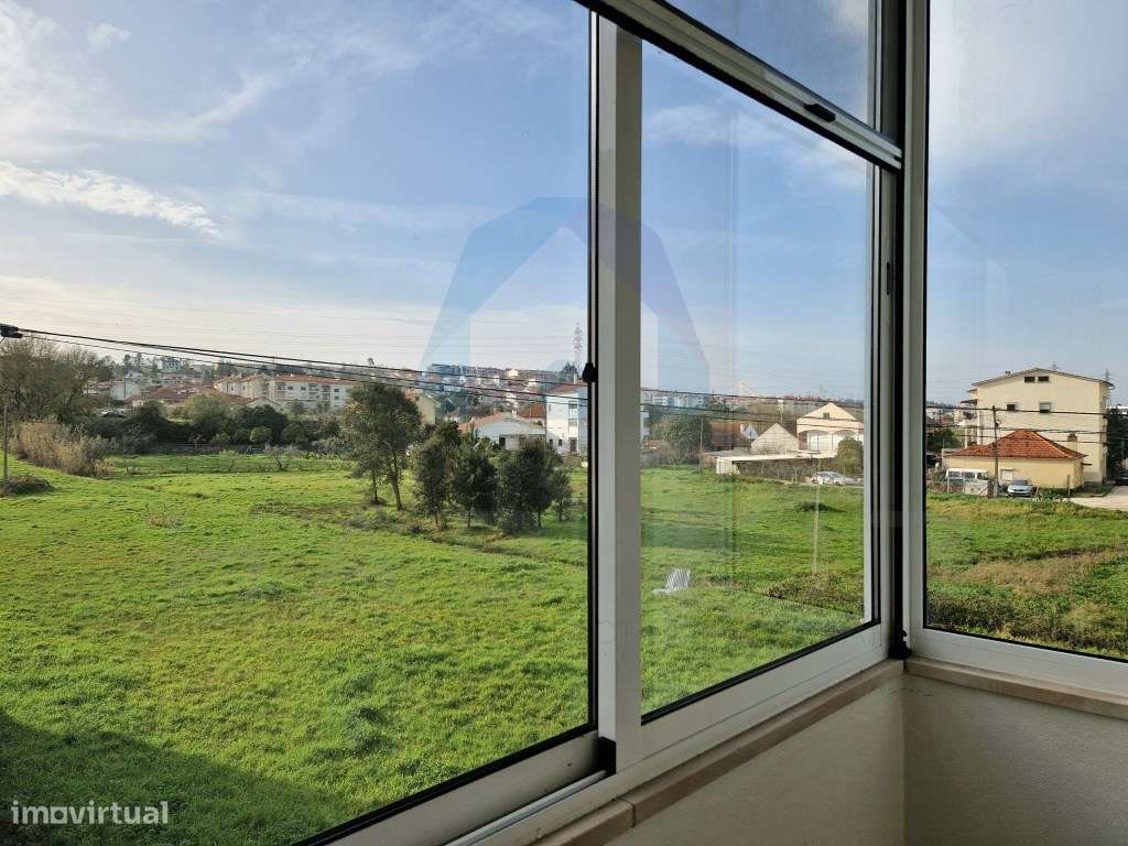 Apartamento T3 com Terraço - Pombal-10