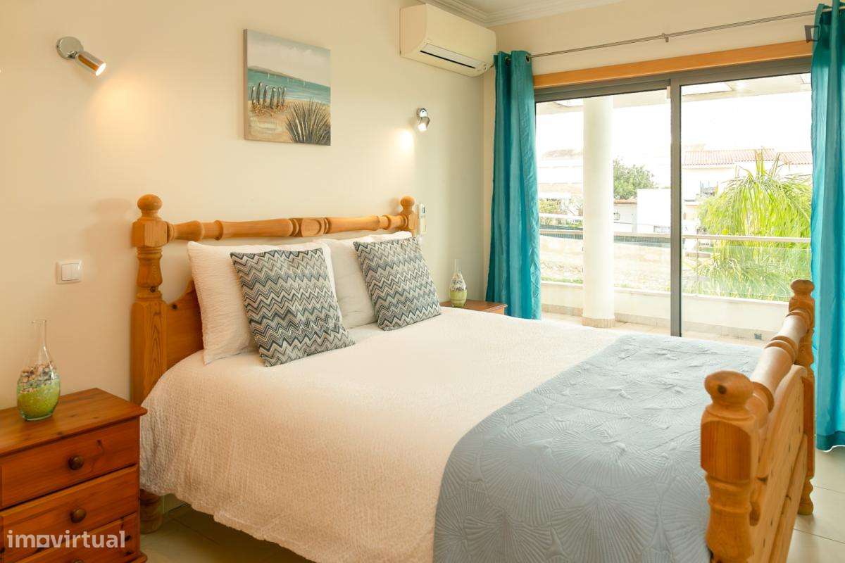 Casa com 3 quartos - localizado em Albufeira - Grande imagem: 2/23