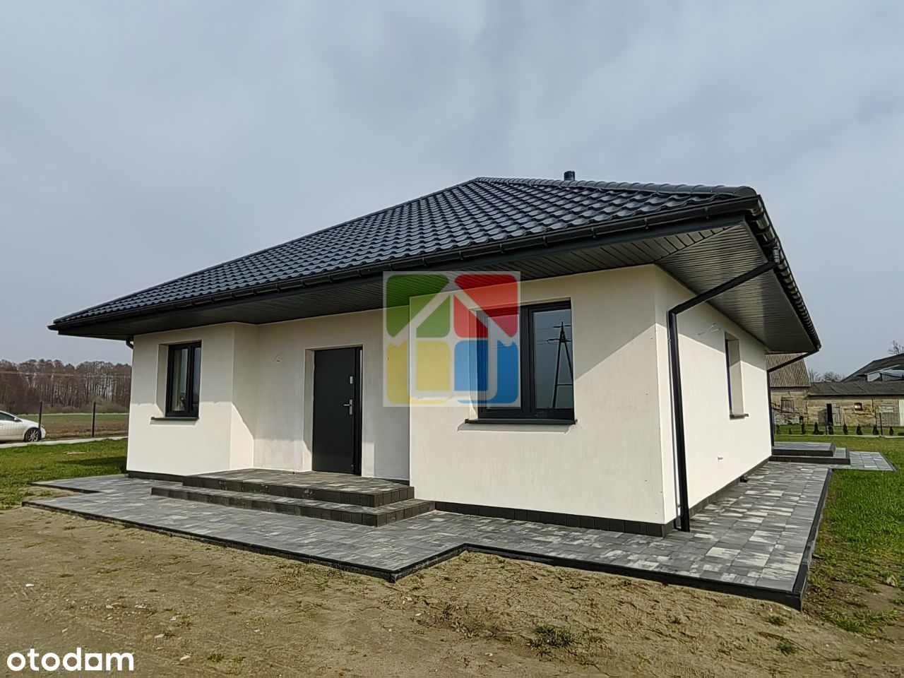 Nowy dom w okolicy Gostynina z pompą ciepła