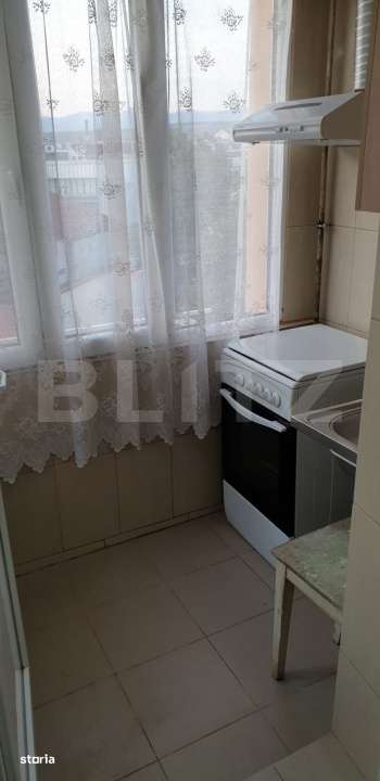 Apartament decomandat - Langa Liceul Ecaterina - Imagine principală: 4/4