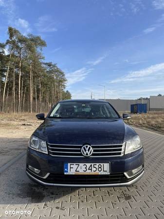 Volkswagen Passat 2.0 TDI Comfortline - 1