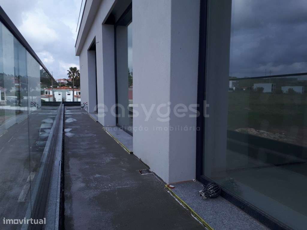 Apartamento T2 com Acabamentos de Excelência e Localização Central ... - Grande imagem: 5/5