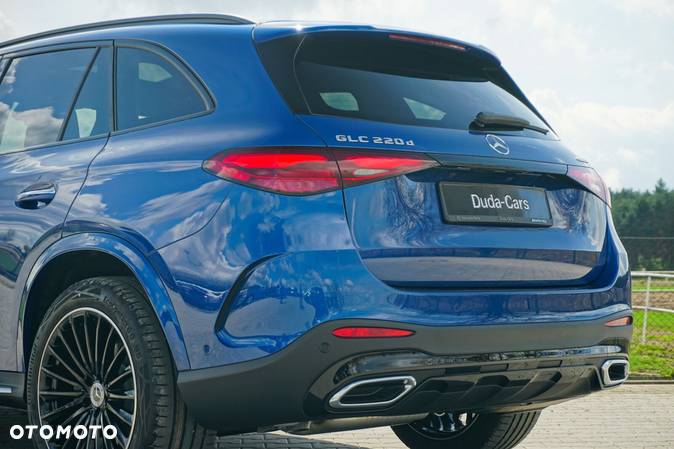 Mercedes-Benz GLC 220 d 4-Matic AMG Line - 12