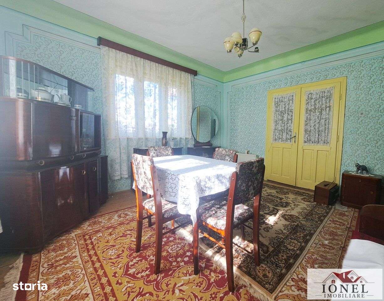 Vanzare casa in Ghirbom - Imagine principală: 4/15