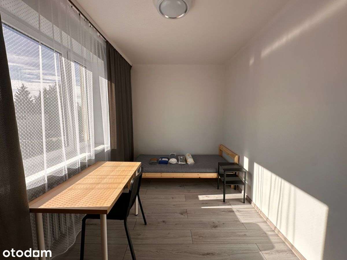 Dom z 5 sypialniami, oś. Chopina - Pełny obrazek: 4/19