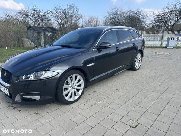 Jaguar XF 2.2 Diesel Sportbrake - 2