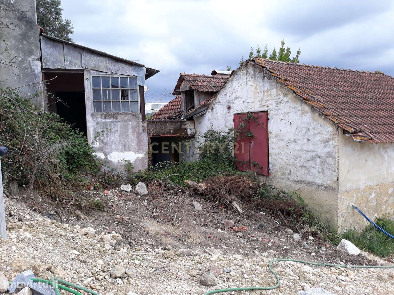 Oportunidade, moradia para restaurar - Grande imagem: 5/8