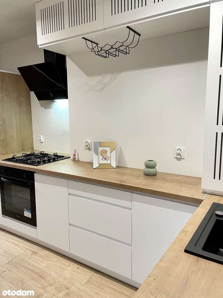 kuchnia z jadalnią, przestronne pokoje /60m kw. ul. Sikorskiego - Pełny obrazek: 4/15