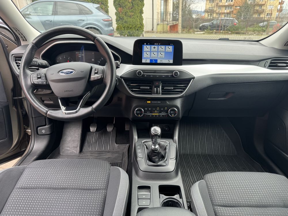 ford focus   1 0 ecoboost active business