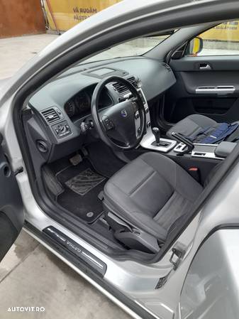 Volvo V50 2.0D DPF Powershift - 5