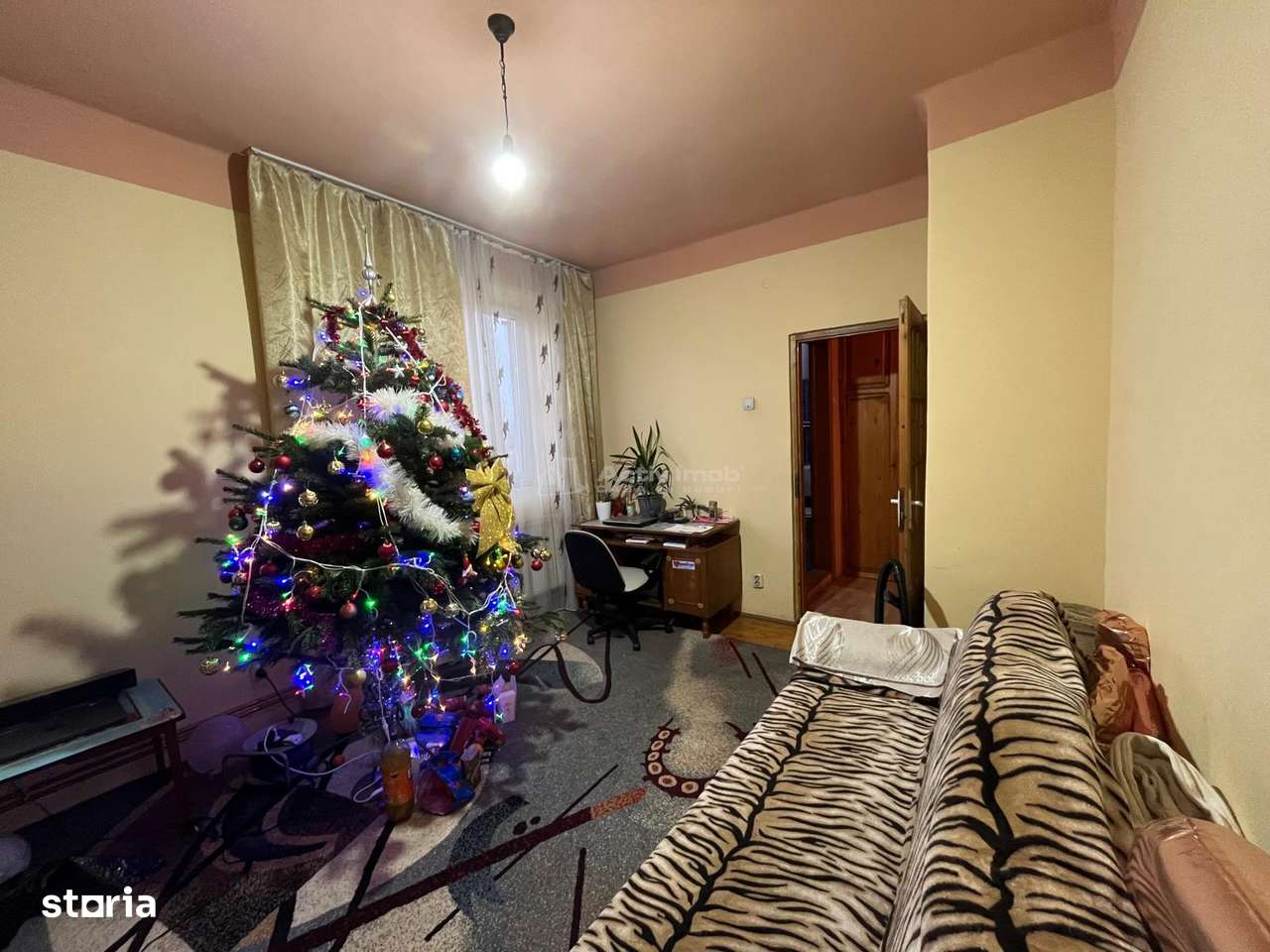 Caransebes, 2 Camere, Dec., Zona Sesu Rosu - Imagine principală: 3/12