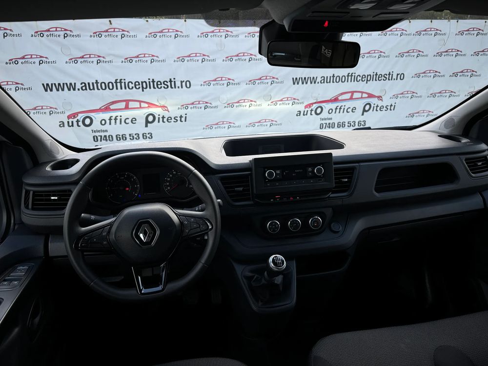 Renault Trafic Diesel 110CP 2024 Foto 10