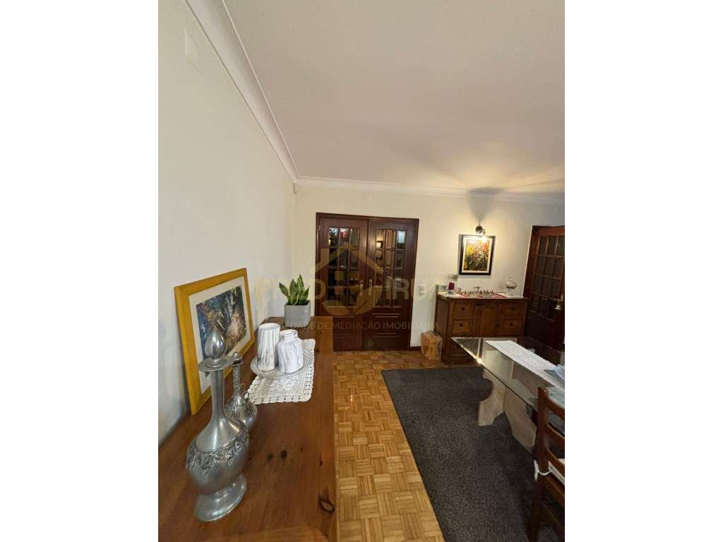 T4 no centro da Vila Nova de Gaia com fantástico terraço com50 m2 e...-5