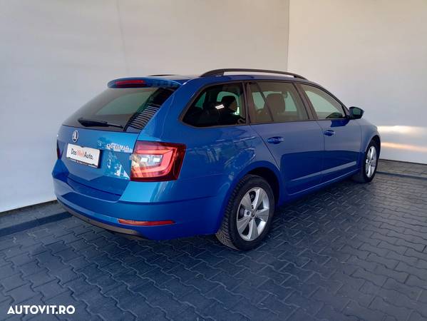 Skoda Octavia Combi Diesel 2.0 TDI DSG Style - 31