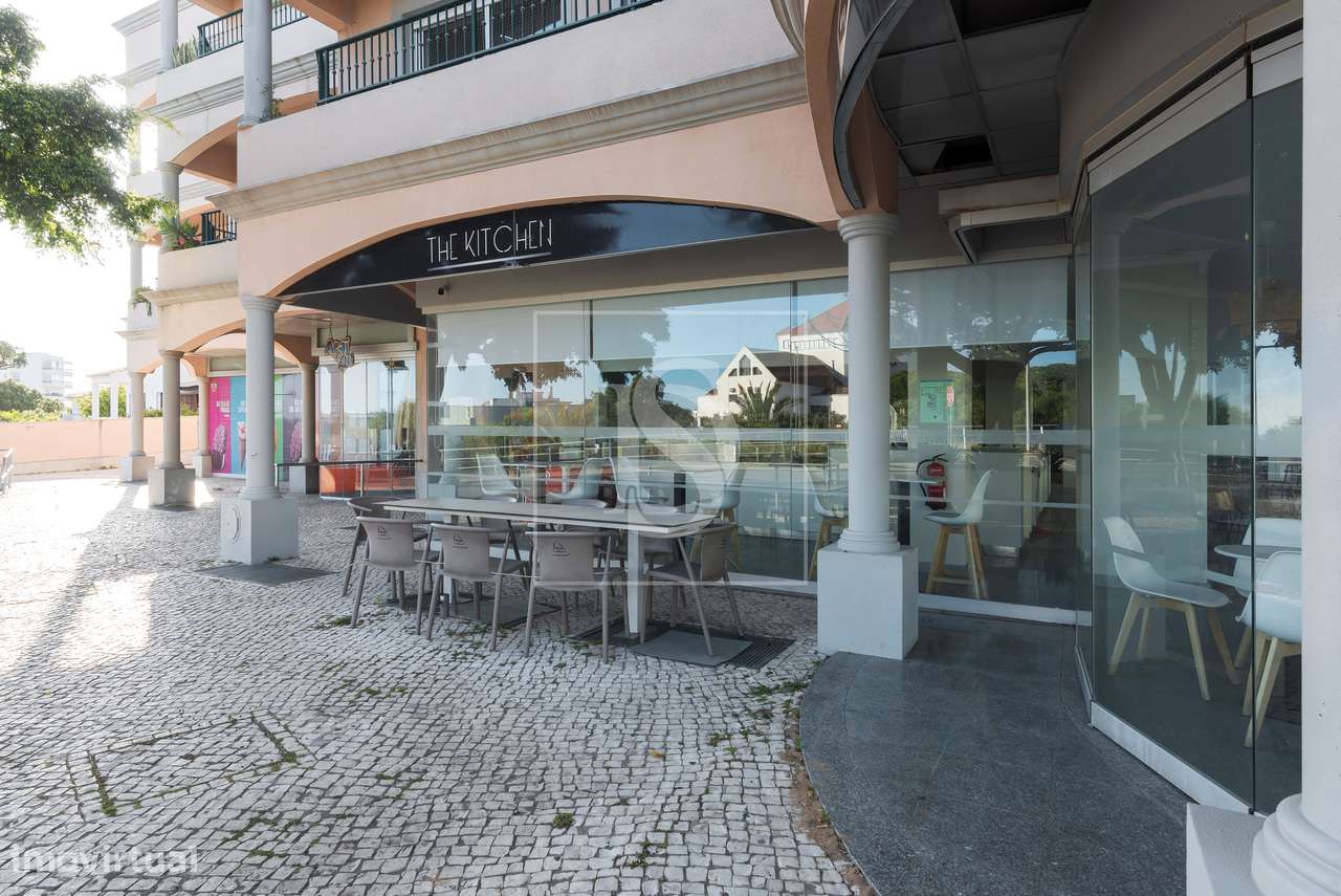 Loja  Venda em Quarteira,Loulé-16