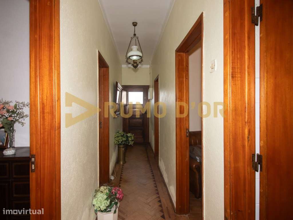 2 Moradias T3 para Recuperar em Penafirme da Ventosa, Alenquer-22