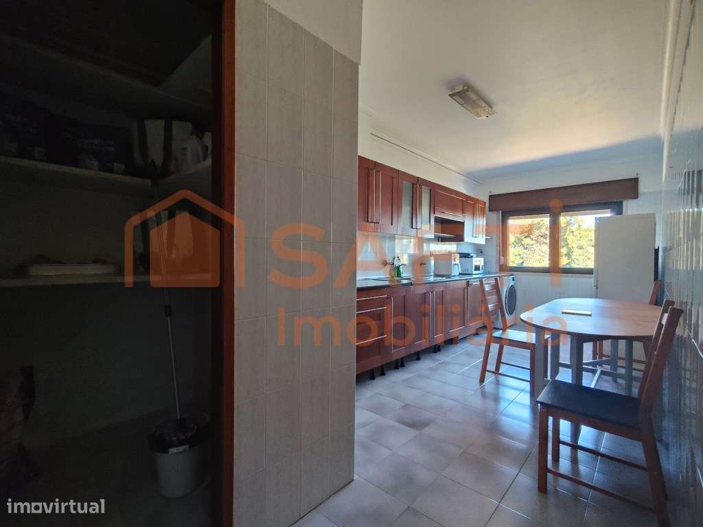 APARTAMENTO T2 MAIS ARRECADAÇÃO.-15