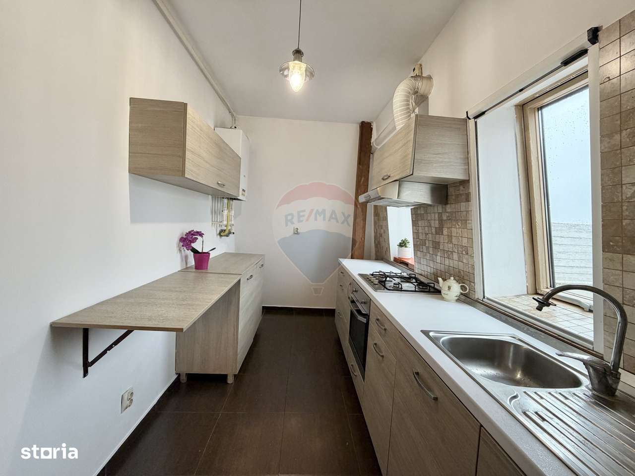 Apartament de 3 camere cu terasă generoasă în Complexul New Residence-17