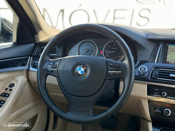 BMW 535 d Exclusive Auto - 22