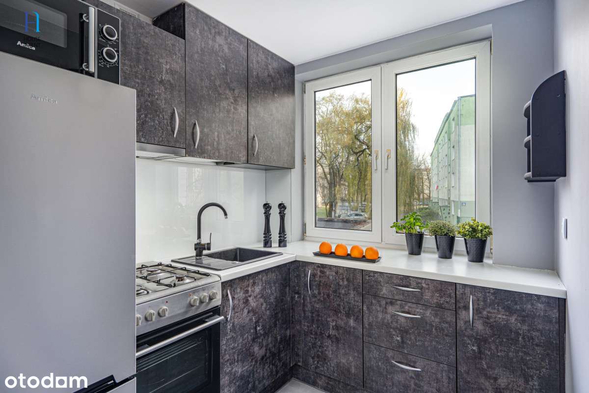 Unikalne Mieszkanie w Łodzi - 4 Pokoje, 2 Balkony!-7