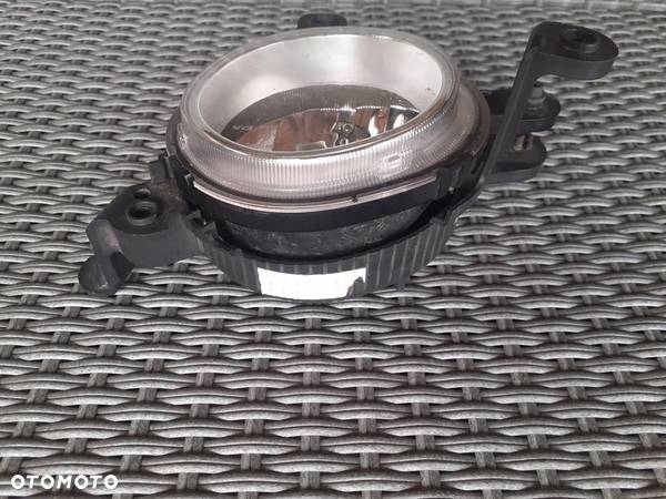 KIA SOUL I LIFT 11-13 HALOGEN LEWY LAMPA PRZECIWMGIELNA ORYGINAŁ KIA 92201-B2 WYSYŁKA 24H - 2