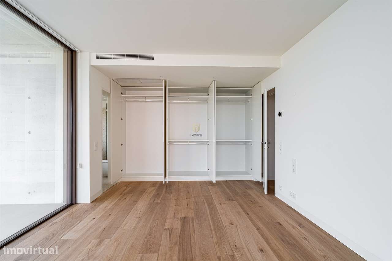 Apartamento T4 Arrendamento em Lordelo do Ouro e Massarelos,Porto - Grande imagem: 4/43