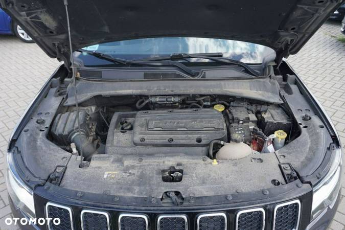 Jeep Compass - 12