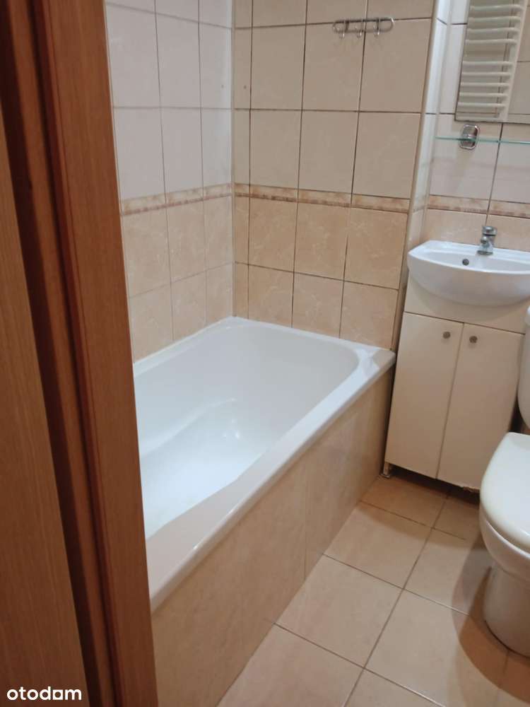 Dwupokojowe mieszkanie w centrum Dynowa.-6