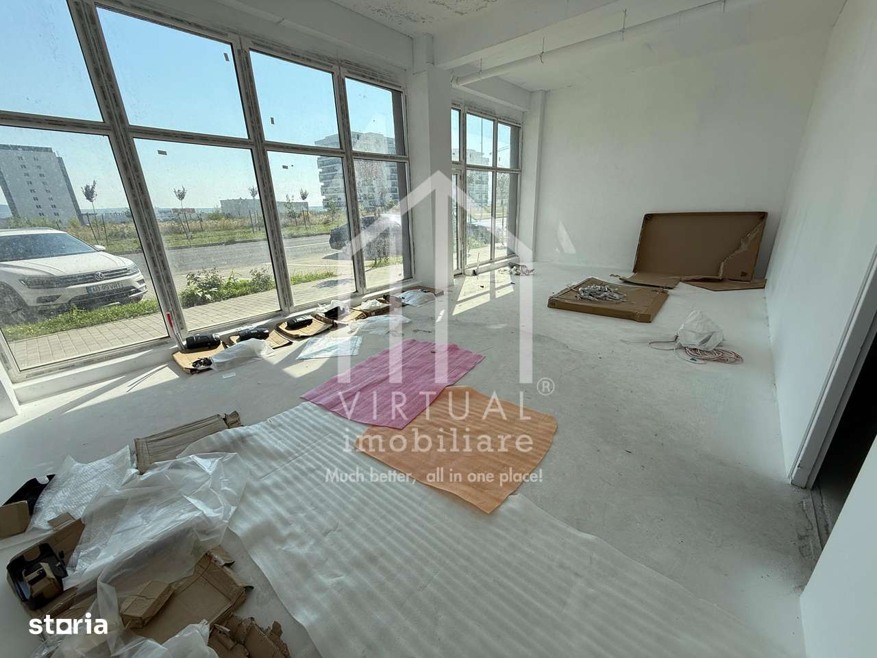 Spatiu comercial - 140 mp, open space - Zona circulata - Imagine principală: 2/4