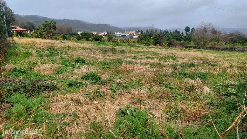Terreno p/ construção - Amares - Grande imagem: 2/4
