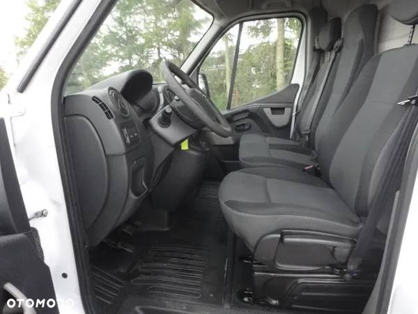 Nissan NV400 - 8