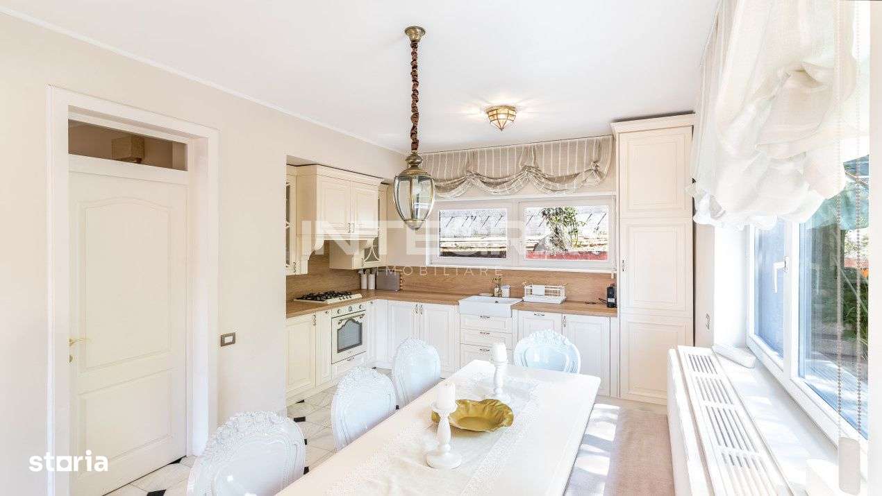 Lux Mediteranean si Priveliste de Poveste, langa Parcul Central din Cl-11