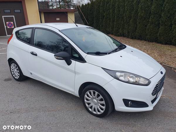 Ford FIESTA - 16