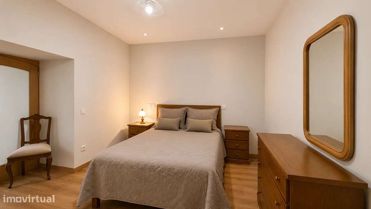 Moradia T4 em Pedra de 1789 | O Charme da História com o Conforto da M-52