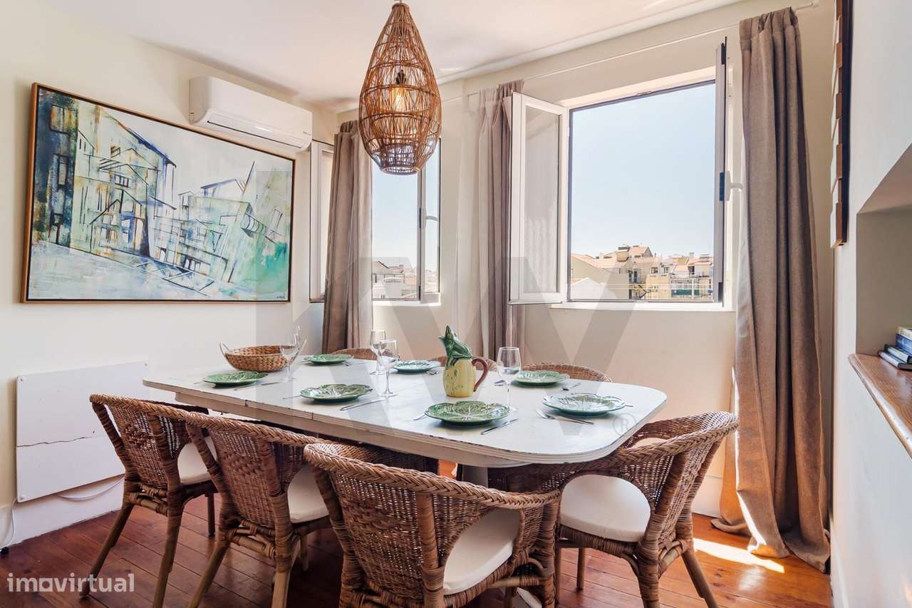 Excelente Apartamento T5 no Coração de Campo de Ourique - Grande imagem: 1/25