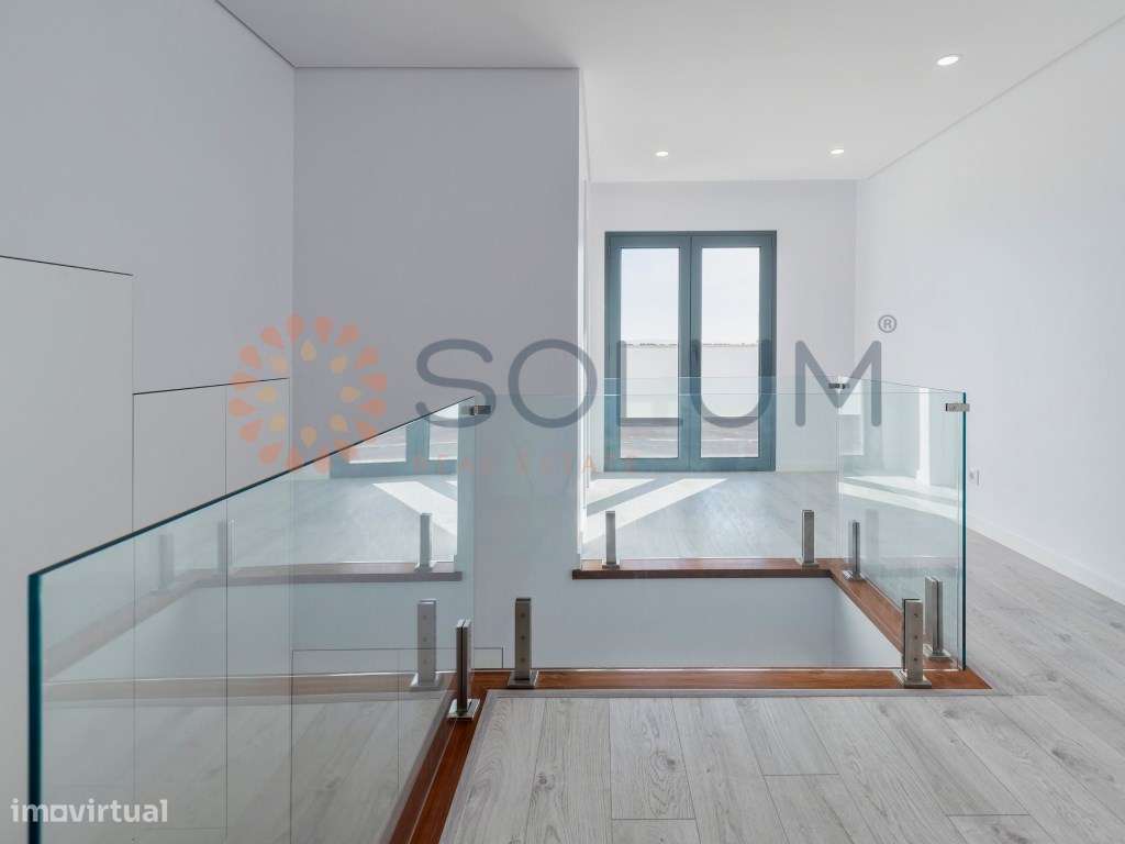 T4 Duplex novo, centro da vila de Alcochete-14