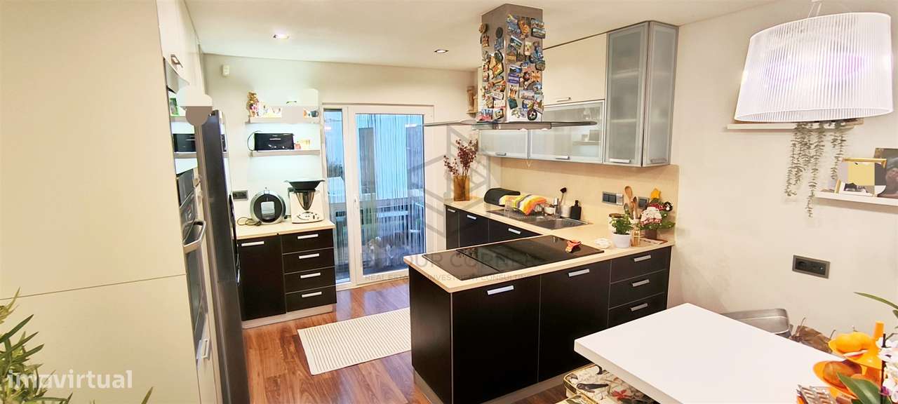 Moradia T5 Venda em Ramada e Caneças,Odivelas-48