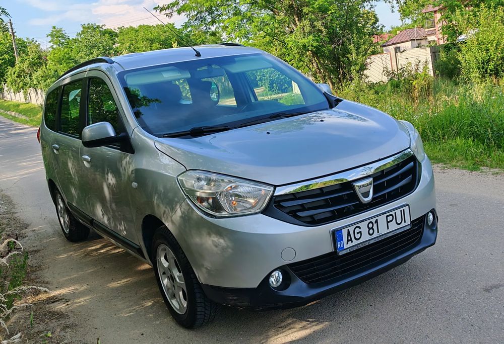 Dacia Lodgy 2012