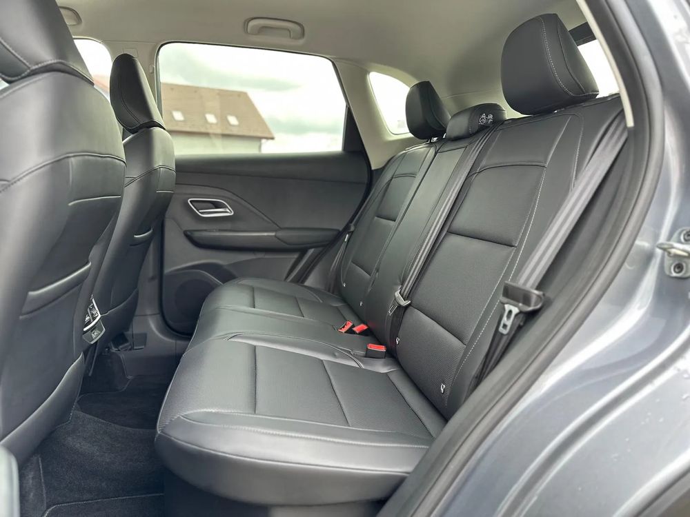 MG ZS HEV Hybrid+ Luxury - 11